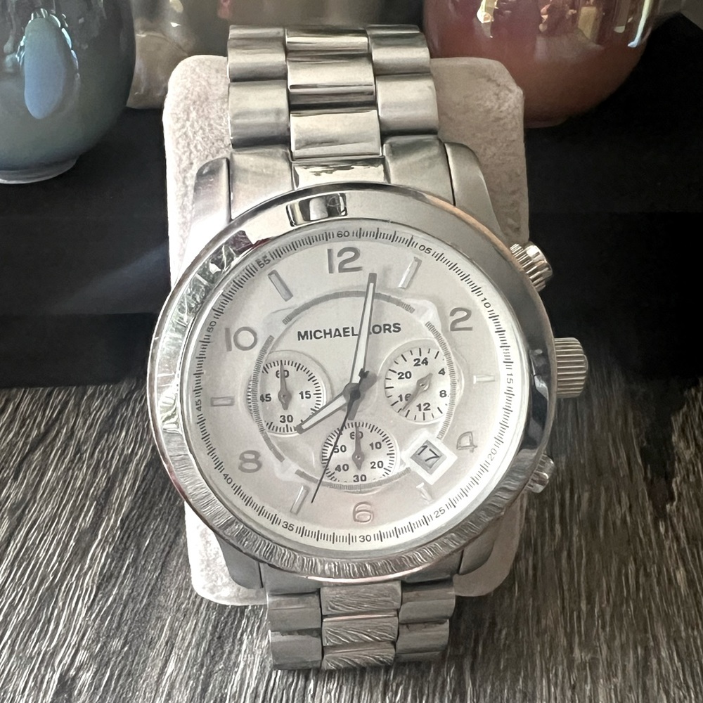 Michael Kors oversized watch